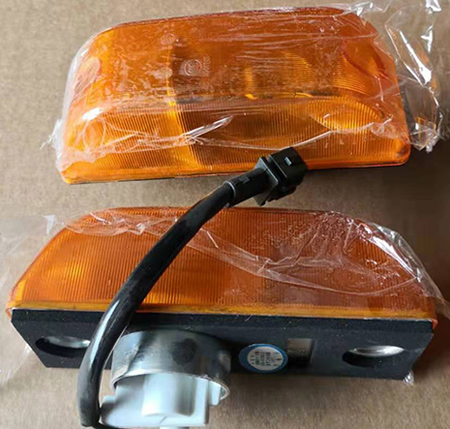 福田汽修店订购我司一批汽车尾灯配件已发货