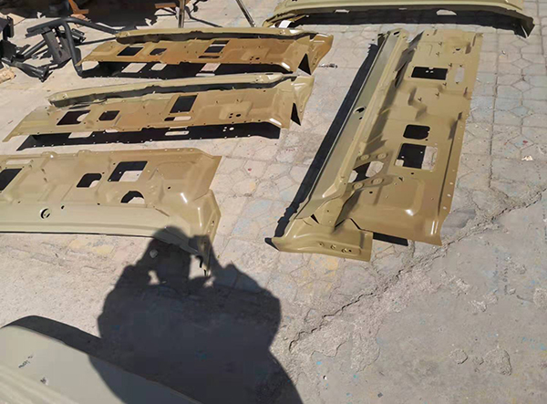 青岛虎威配件外观件